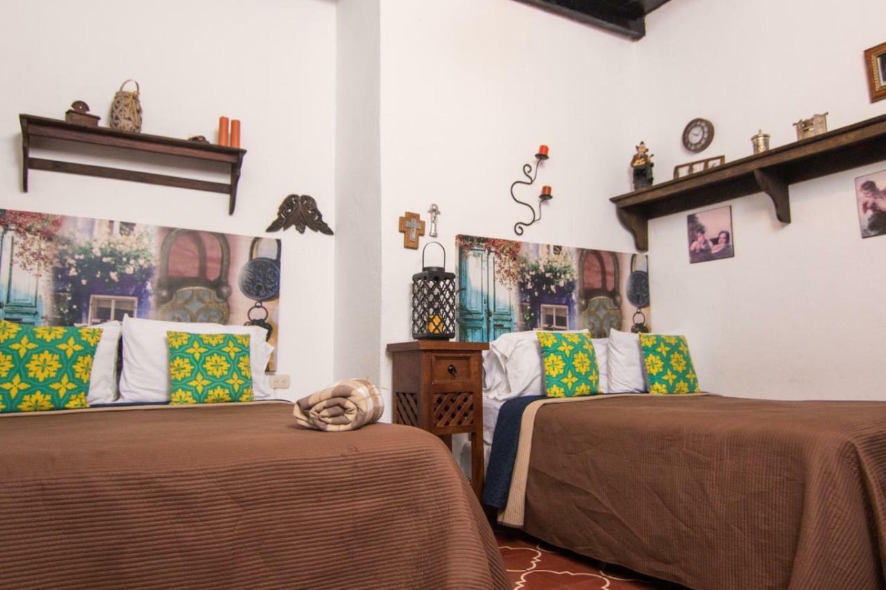 Hotel Posada Del Rosario Antigua Esterno foto