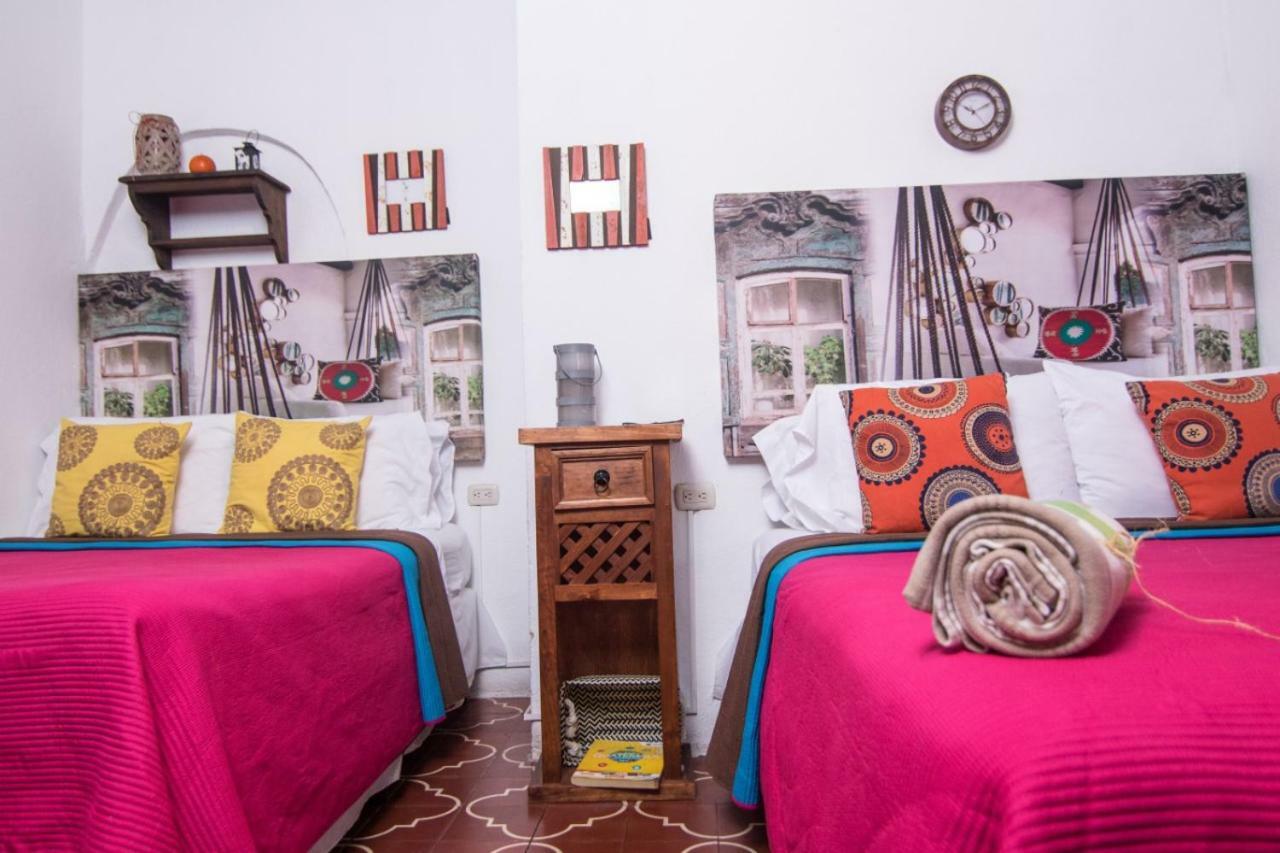 Hotel Posada Del Rosario Antigua Esterno foto