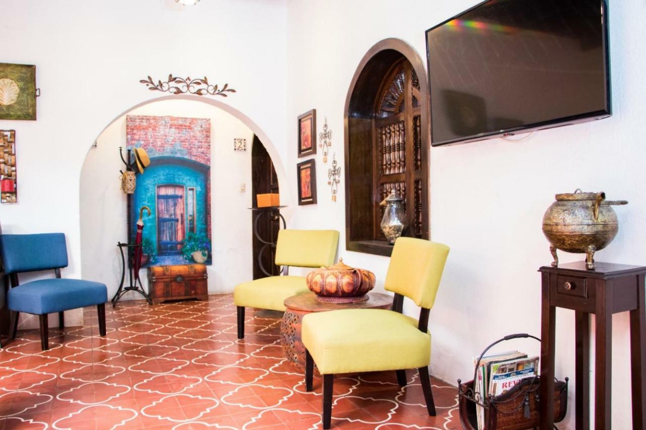 Hotel Posada Del Rosario Antigua Esterno foto