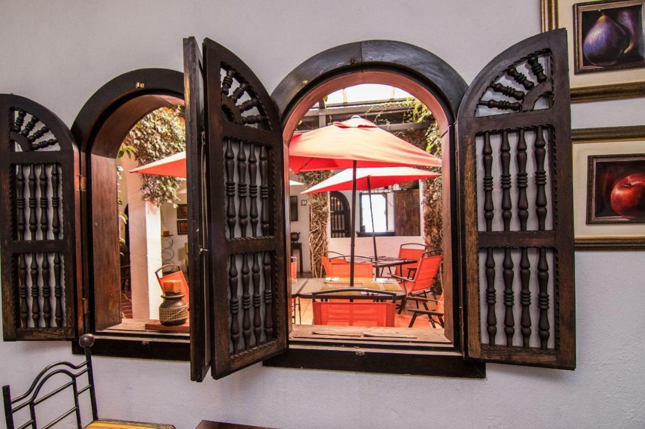 Hotel Posada Del Rosario Antigua Esterno foto